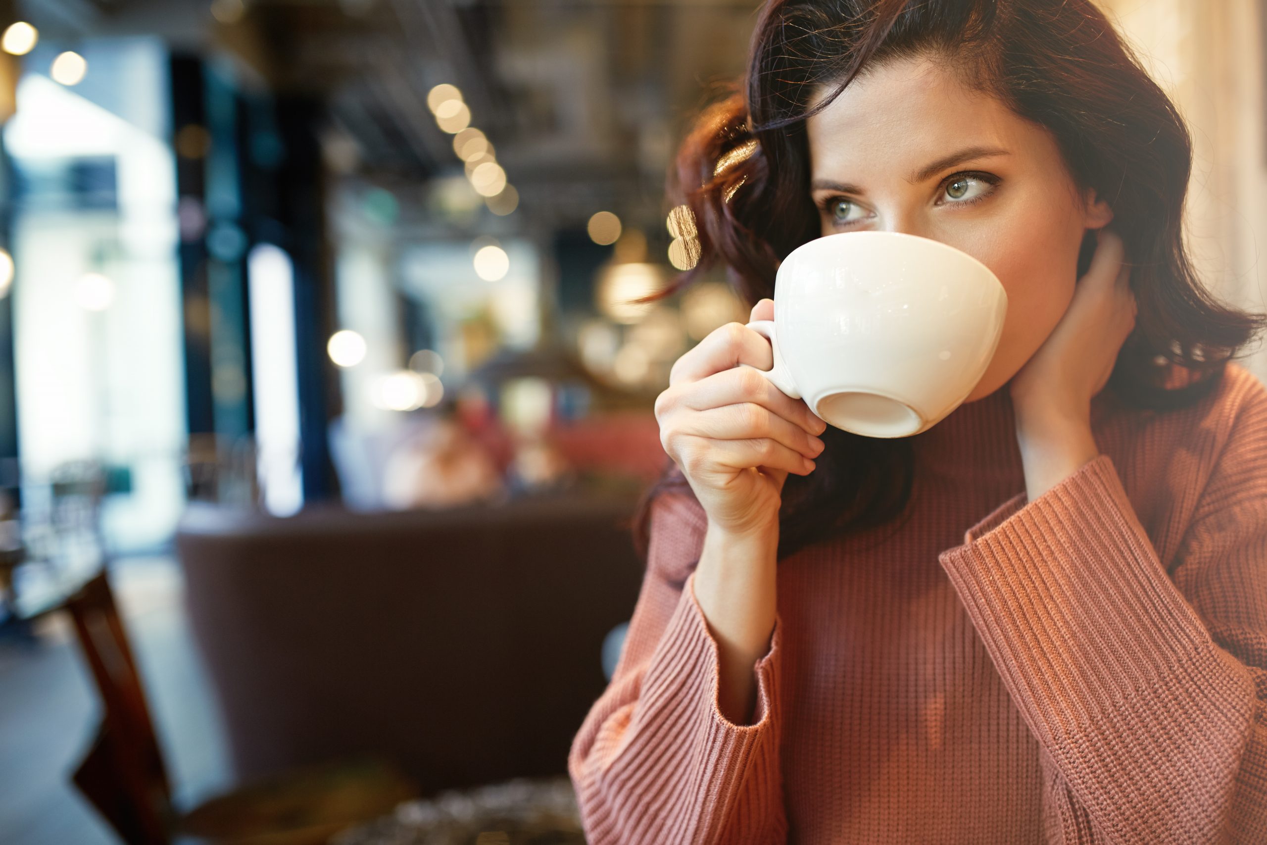 Does Drinking Coffee With a Straw Prevent Staining?